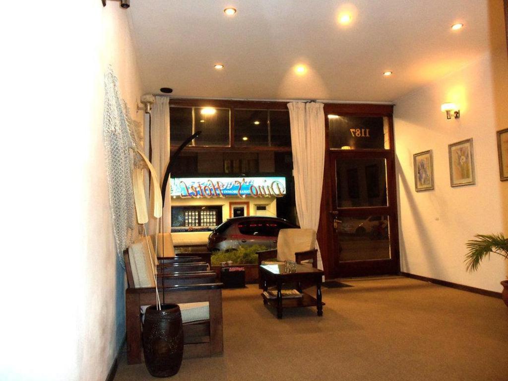 ויז'ה חסל Dino'S Hotel מראה חיצוני תמונה